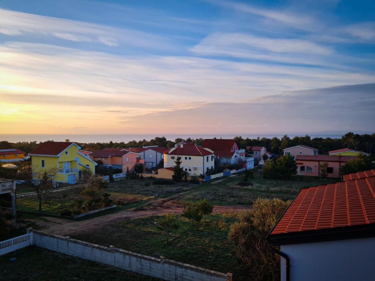 Villa Mena Vir Exteriör bild